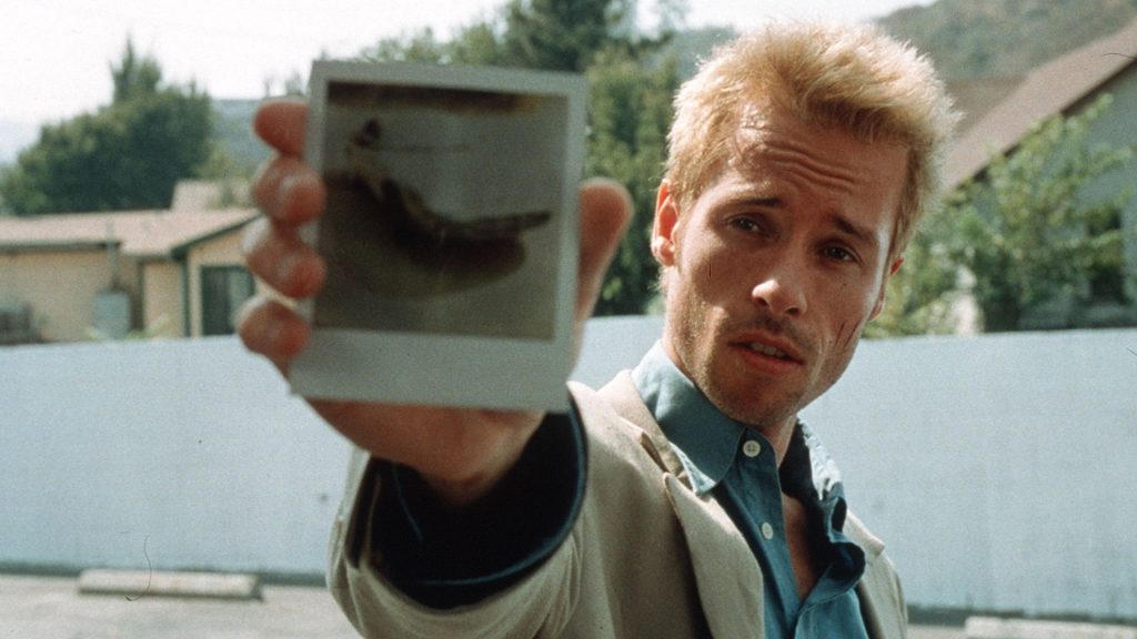 memento-pelicula-polaroid-protagonista