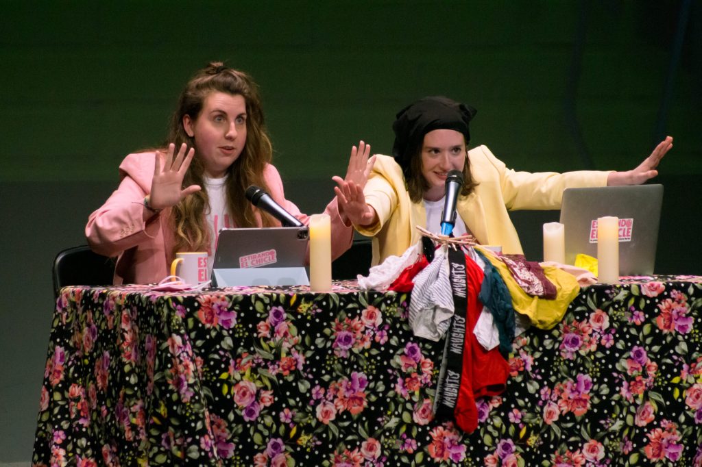 estirando el chicle foto podcast